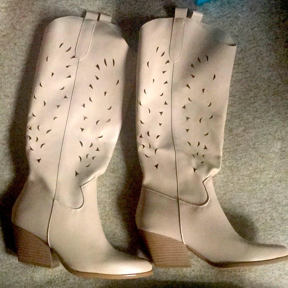 Faux leather cut out western boots